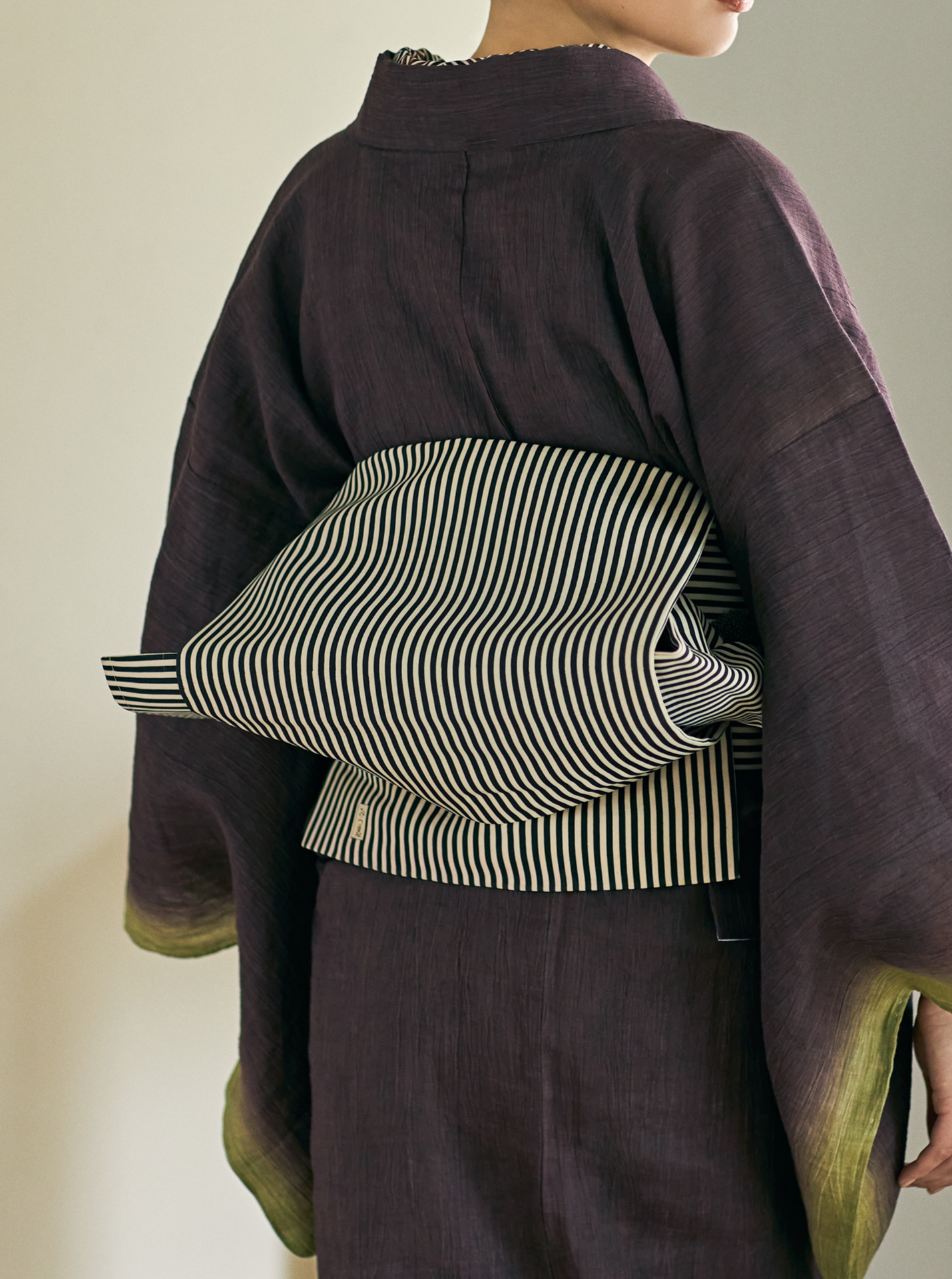 Monotone Stripe (Wing): Vintage | Nagoya Obi