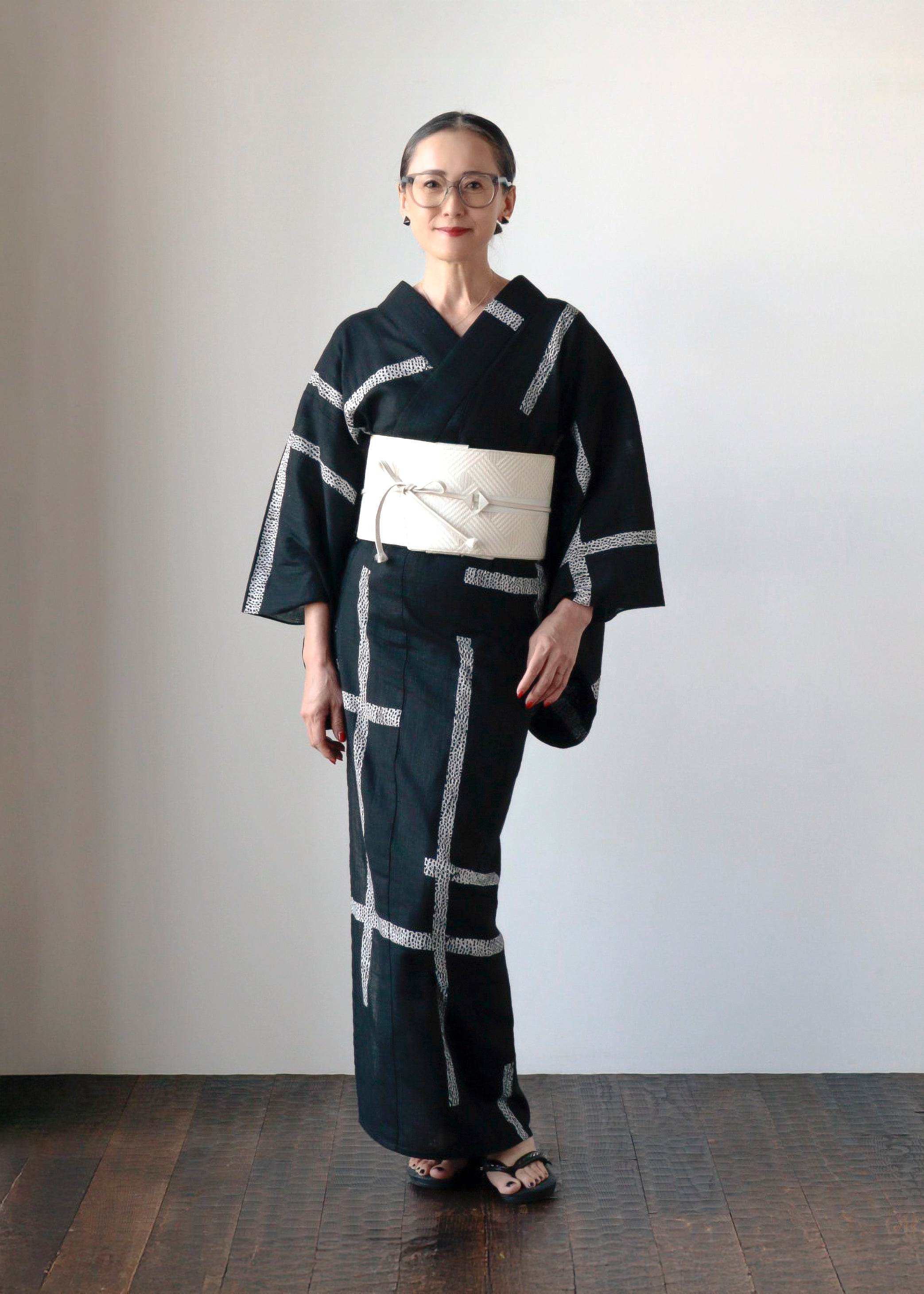 破れ格子 黒蛇（誉田屋源兵衛）：浴衣