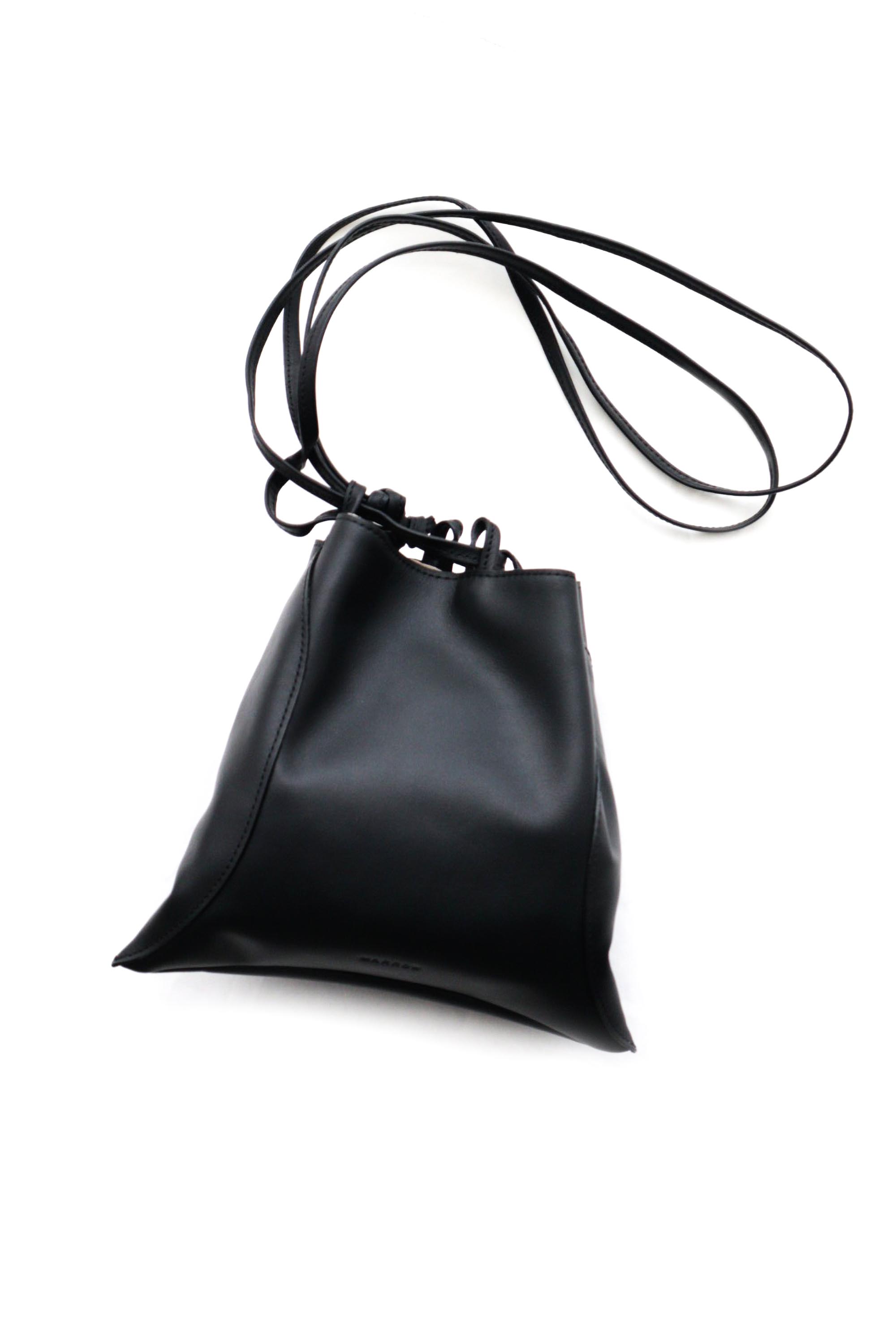 NAPA LEATHER PILLOW PEARL BLACK パールブラック（MARROW マロー）：バッグ