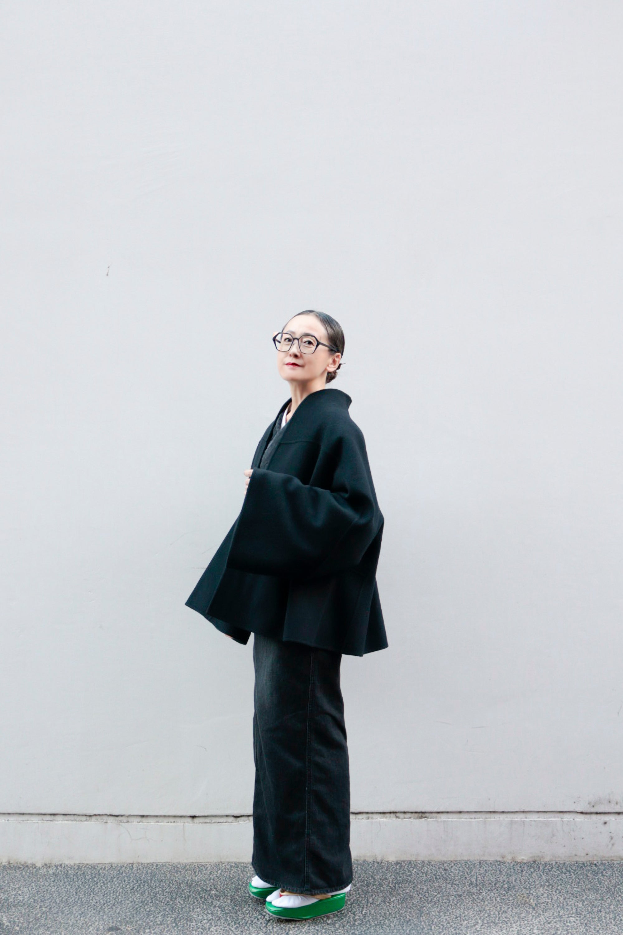 MIMA ミマ スラドキー 女優コート Anna ホワイト MIMA ミマ スラドキー 女優コート Anna ホワイト Mima女優コート