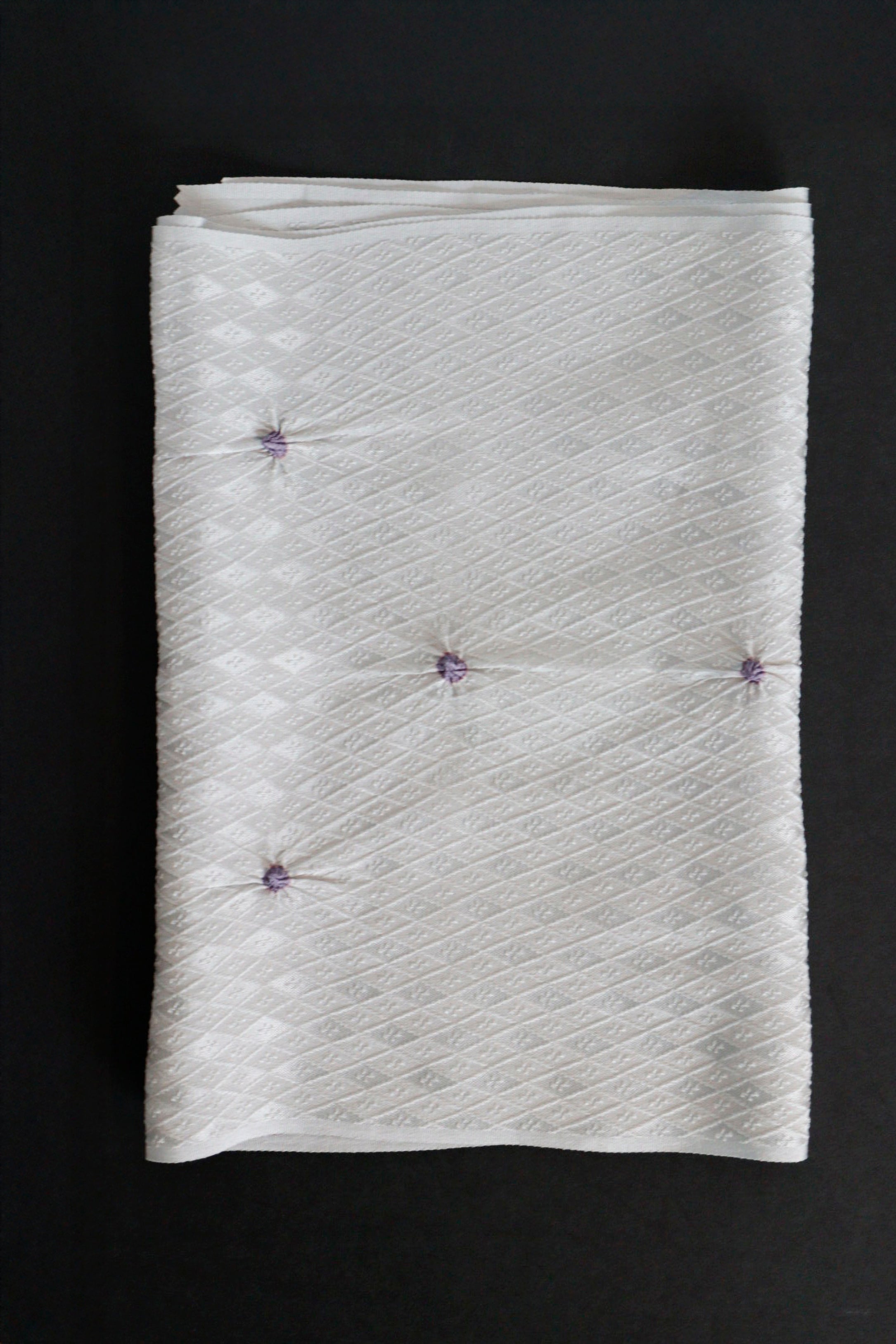 Obiage (sash sash) with diamond lattice pattern, small hat, silver-gray