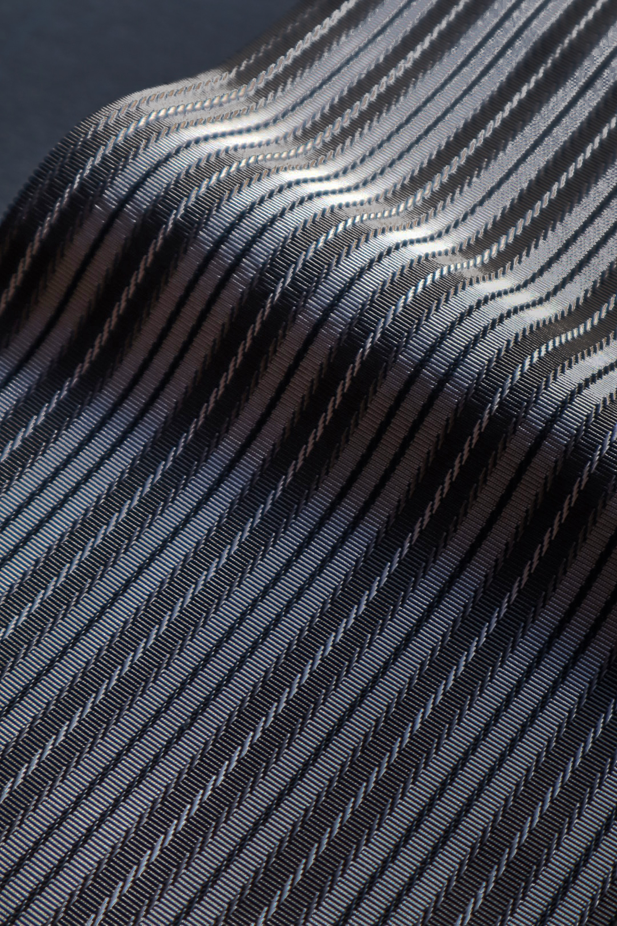 半巾帯｜四寸単｜麻絹 グレー×黒｜西村織物