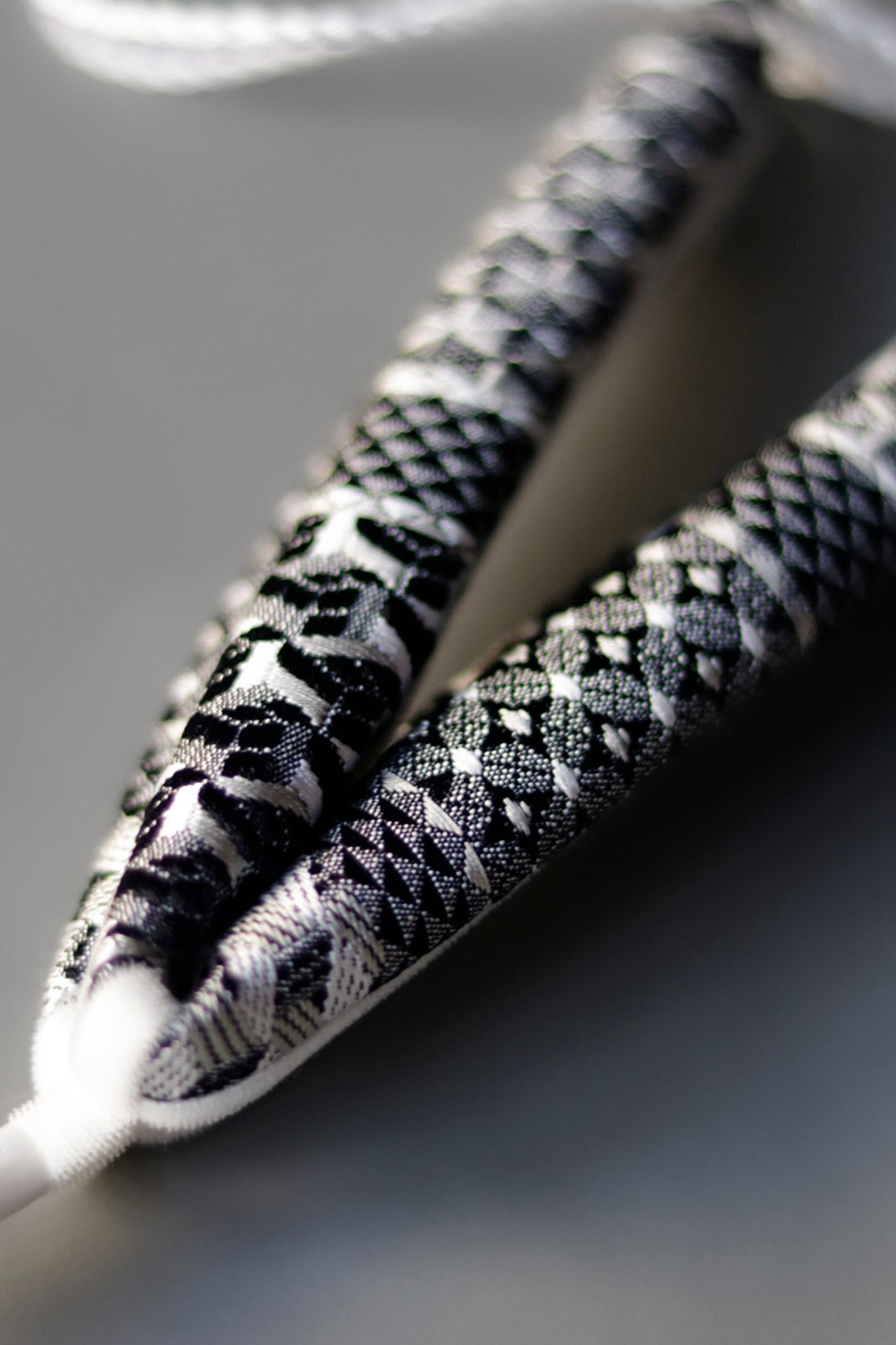 鼻緒｜籠 編段亀甲｜博多織｜KAPUKI × 西村織物