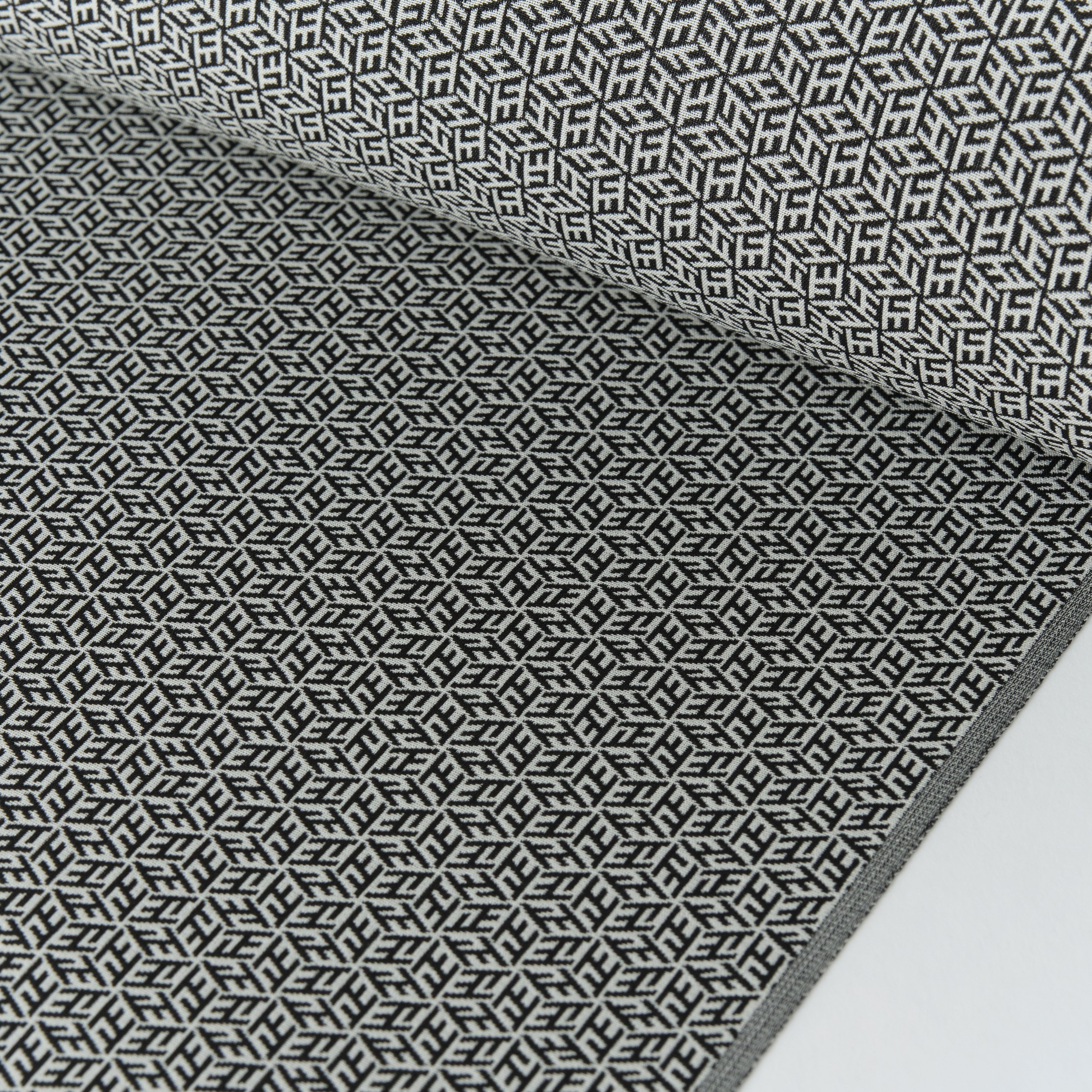 着物｜洗えるお召し｜ala elle 正六角｜ワタマサ｜正絹