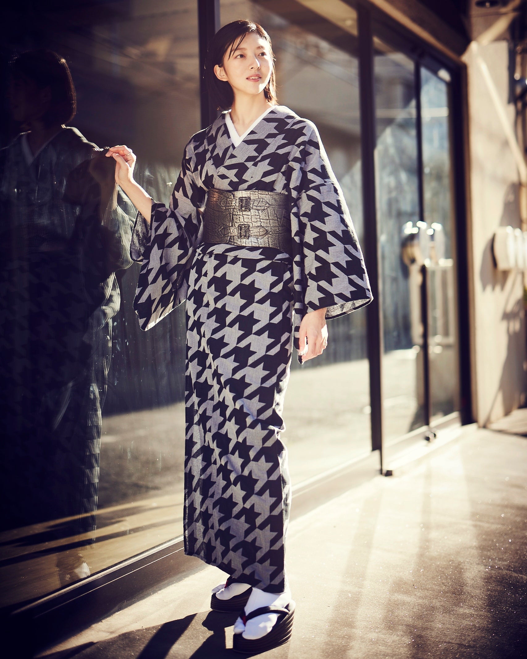 Cloth: Rice-woven Komon ``Houndstooth Black Gray'' Cotton: Yonezawa-ori