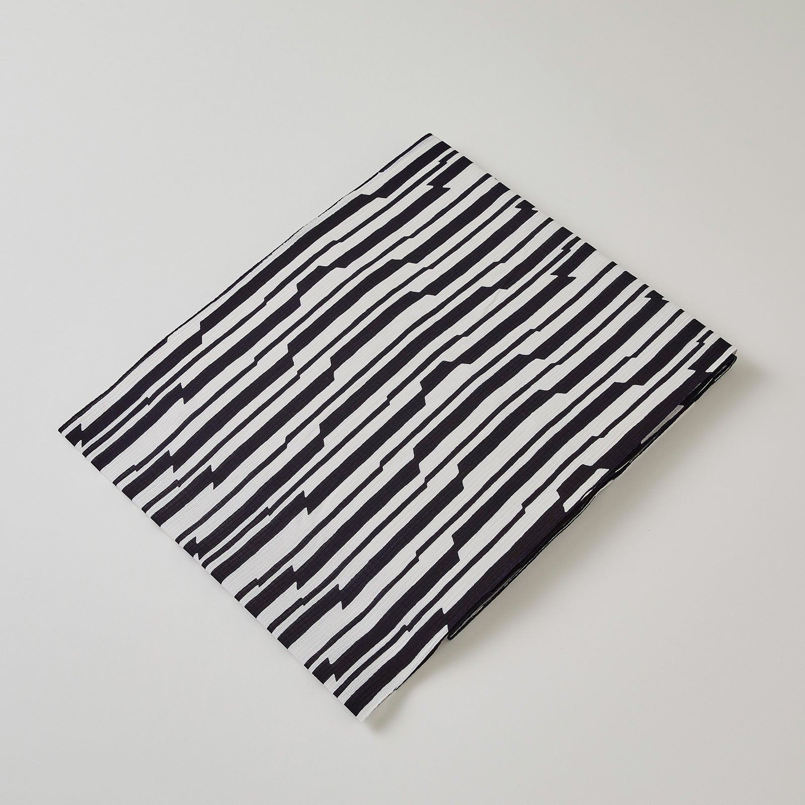 KAPUKI original yukata "Jagged stripes" black