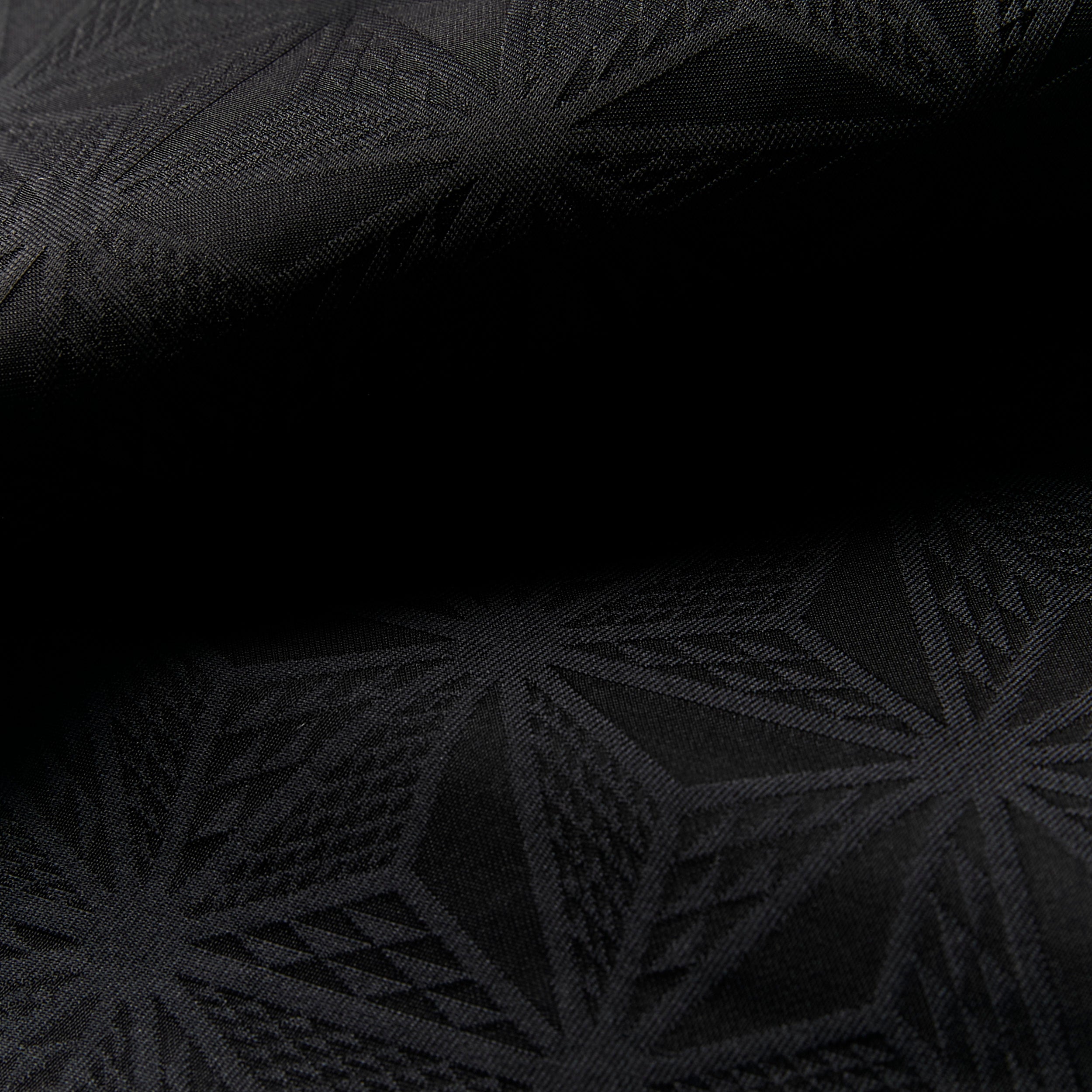 袋帯 「菊花鶴 黒」KAPUKIオリジナル アンティーク復刻柄：西陣織｜正絹（仕立て上がり）
